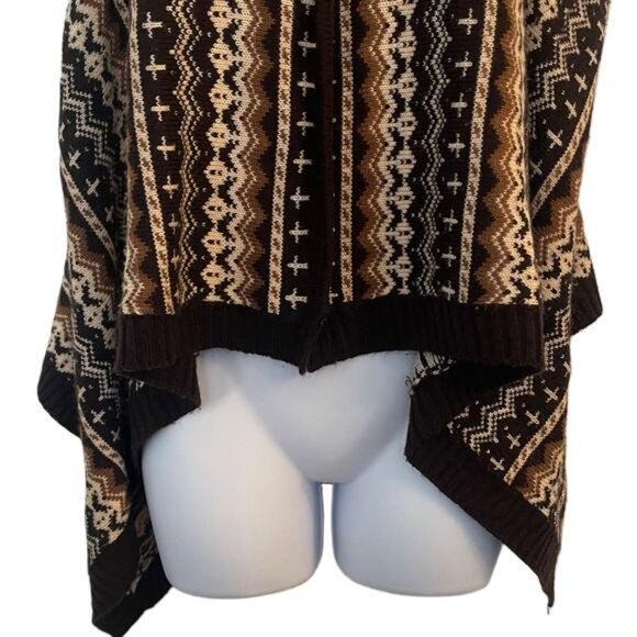 Urban Behavior Rebel Black and Tan Patterned Asymmetrical Boho Vest, Small - Picture 4 of 7